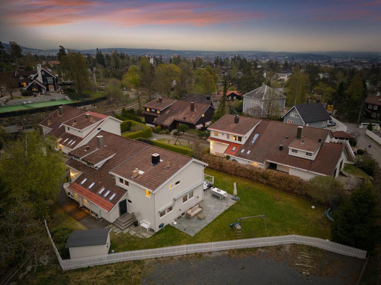 Slemdal, Oslo West Villa Buitenkant foto